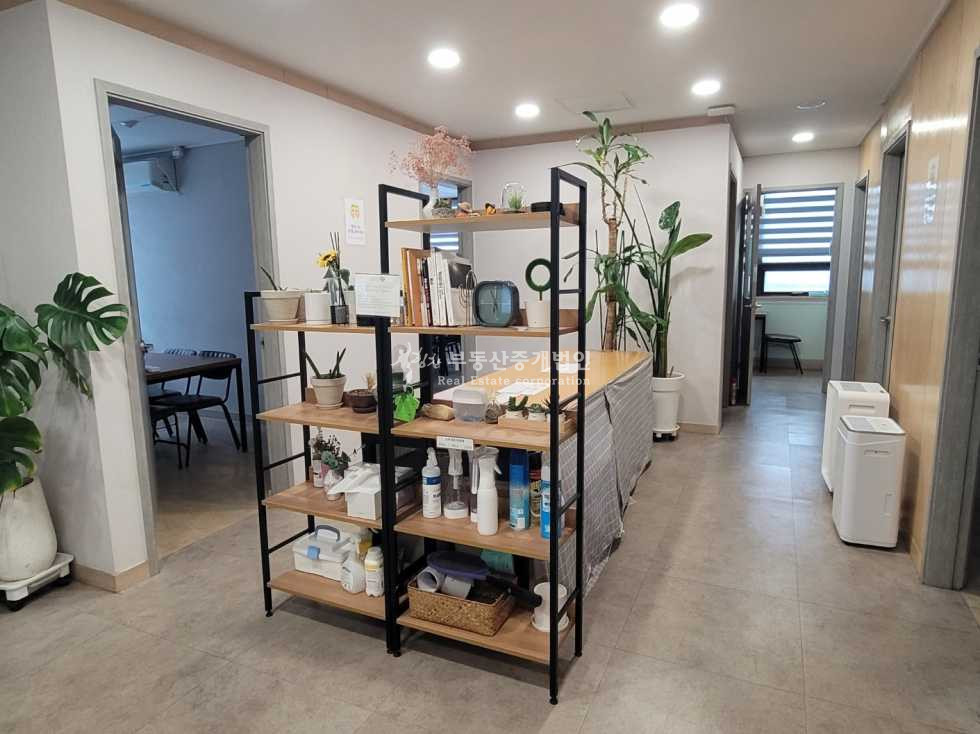 서울 마포구 서교동 홍대입구역 도보 6분거리 역세권 스터디룸 양도양수합니다. 월세 매물번호 12800 사진 4