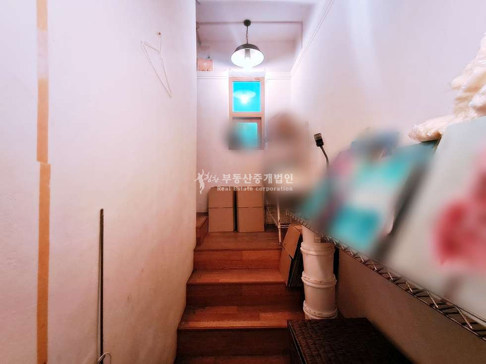 서울 마포구 연남동 미로길 감성있는 지층 상가 추천드립니다. 월세 매물번호 11681 사진 8