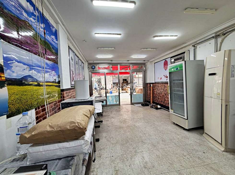 서울 마포구 망원동 I힘찬I 무권리 망원월드컵시장 입구 유동최상 노출 좋은 상가 1층 월세 매물번호 13019 사진 2