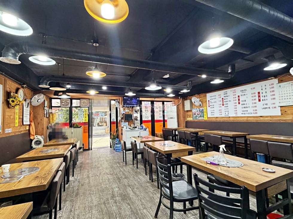 서울 마포구 망원동 I힘찬I 망원월드컵시장 입구 유동보장 매출보장 노출좋은 상가 1층 월세 매물번호 12995 사진 2