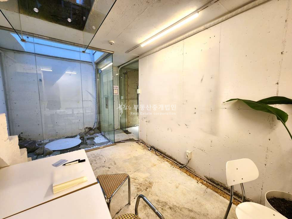 서울 마포구 성산동 365일 ok l 연층 l 감각적인 공간으로 꾸밀 수 있는 매력적인상가 월세 매물번호 12179 사진 11