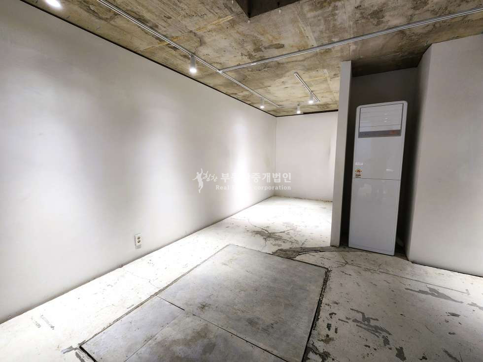 서울 마포구 성산동 365일 ok l 연층 l 감각적인 공간으로 꾸밀 수 있는 매력적인상가 월세 매물번호 12179 사진 19
