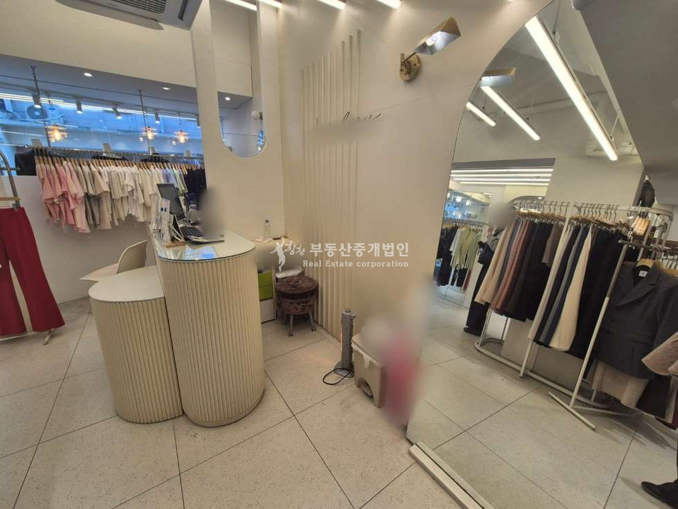 서울 마포구 서교동 홍대패션거리 넉넉한 평수 1층 상가 추천, 음식점, 뷰티업, 카페 가능 월세 매물번호 12737 사진 5