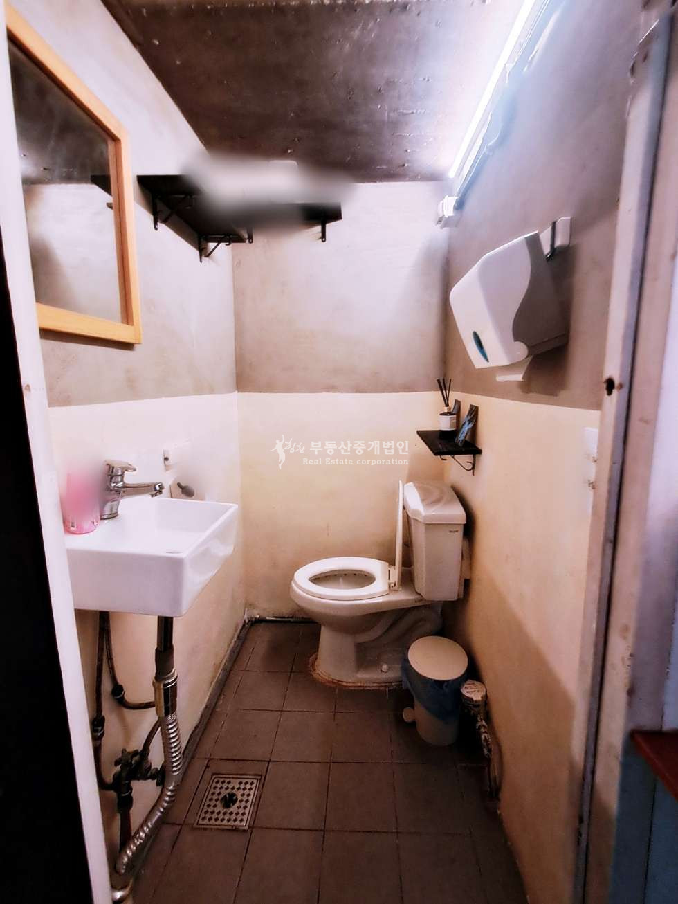 서울 마포구 서교동 무권리급 합정역 솔내길 이면 먹자 골목 깔끔한 상가 추천 월세 매물번호 10111 사진 5
