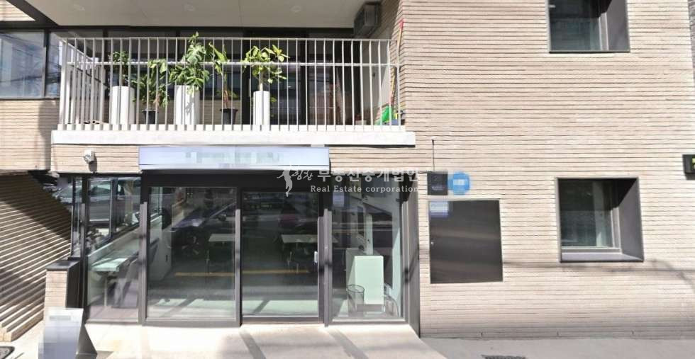 서울 마포구 서교동 I힘찬I 합정,망원역 도보6분 S급 컨디션 노출 좋은 상가 1층 월세 매물번호 12745 사진 6