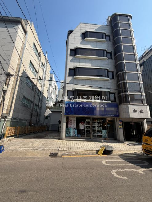 서울 마포구 합정동 I힘찬I 무권리 I 합정역도보5분 I 주변 맛집 다수 I 네모반듯한 상가 1층 월세 매물번호 11656 사진 5