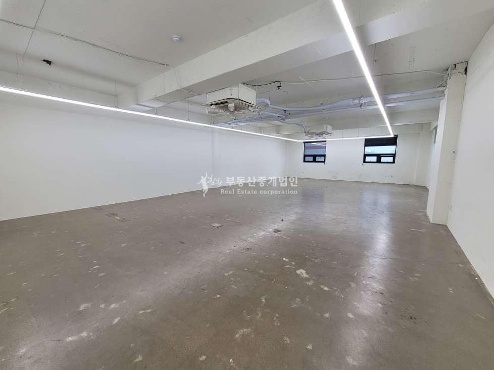 서울 마포구 연남동 경의선의 숲길 도로변 네모반듯한 사무실 임대 월세 매물번호 10974 사진 5