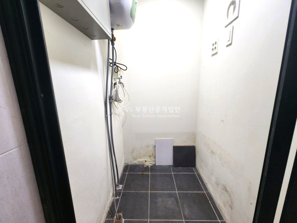 서울 마포구 서교동 365,24시 ok l 전면노출 반지층 l 주차ok l 적극협의가능 월세 매물번호 12506 사진 6