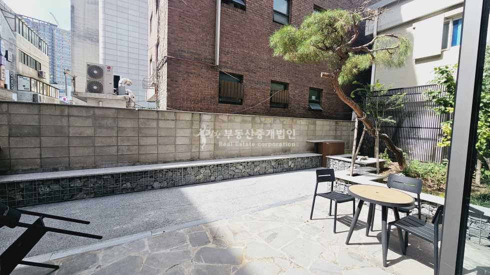 서울 마포구 합정동 I무권리I 합정역 초역세권 테라스 카페 ,편집샵, 쇼룸 월세 매물번호 13590 사진 2