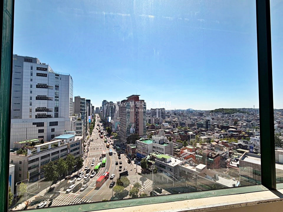 서울 서대문구 창천동 I힘찬I 홍대랜드마크빌딩 초대형 평수 압도적인 전면, 뷰 대로변 상가 사무실 10층 월세 매물번호 13339 사진 4