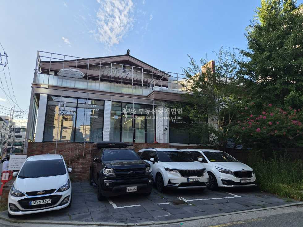 서울 마포구 서교동 망원역 도보 5분거리 개방감 있는 통임대건물 월세 매물번호 13593 사진 1