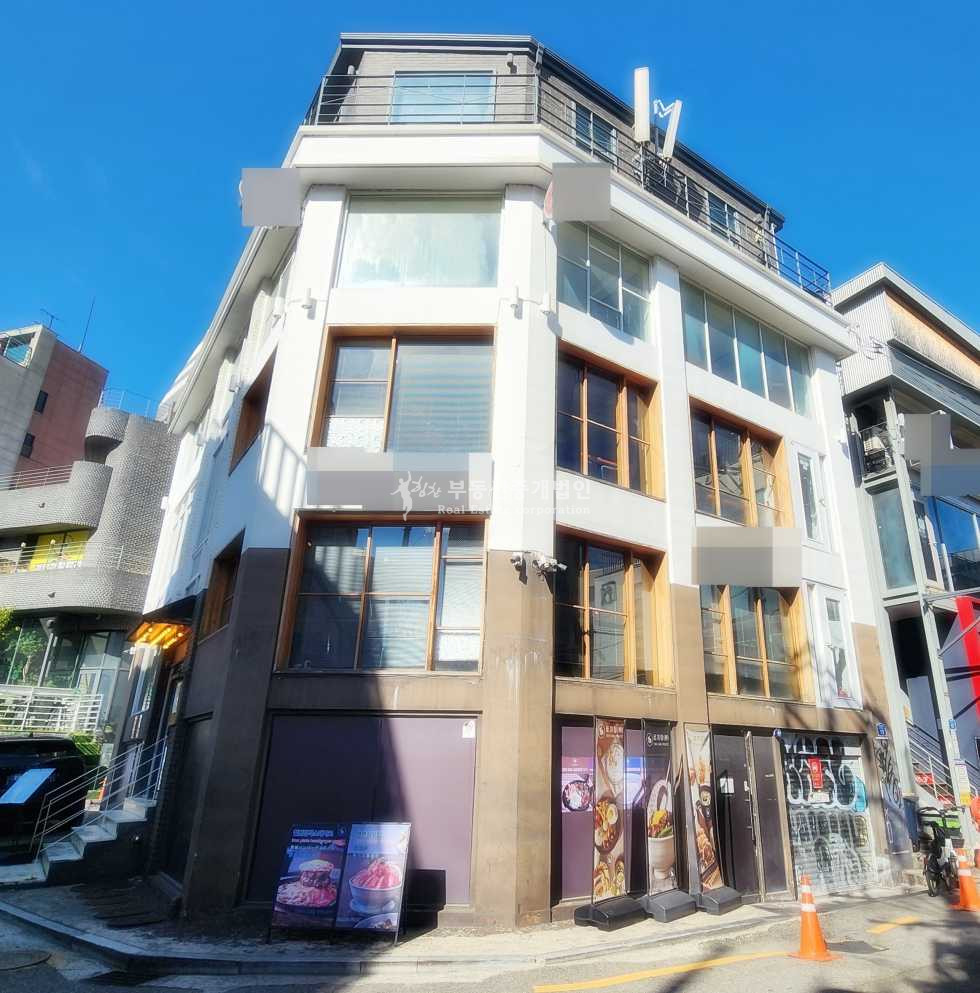 서울 마포구 서교동 홍대 레드로드 인근 코너자리 통임대 상가 I 패션 거리 월세 매물번호 13869 사진 17