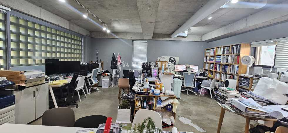 서울 마포구 성산동 망원역5분 숲뷰 완벽인테리어 감각적인 사무실 월세 매물번호 13720 사진 4