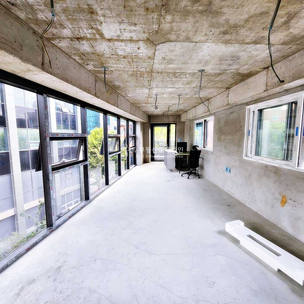서울 마포구 연남동 연남동 신축 무권리 첫 입주 I 전면 통유리 전망 좋은 상가 사무실 월세 매물번호 13867 사진 5