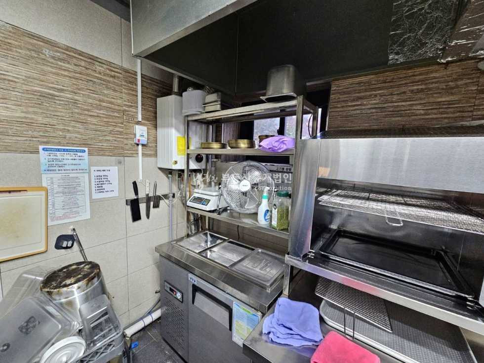 서울 마포구 서교동 l힘찬l 합정역 먹자골목 2층 상가｜폴딩창·별도 숯불실 월세 매물번호 14015 사진 15