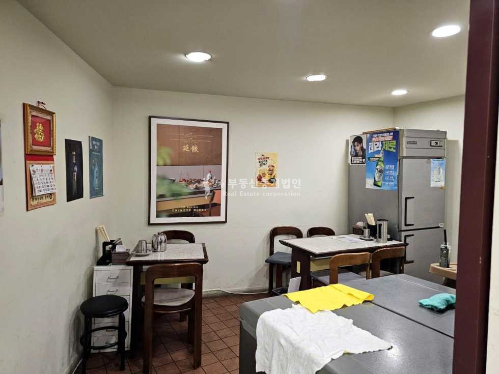 서울 마포구 연남동 l힘찬l연남동 미로길 초입｜공영주차장 인근 대로변 상가 월세 매물번호 13996 사진 8