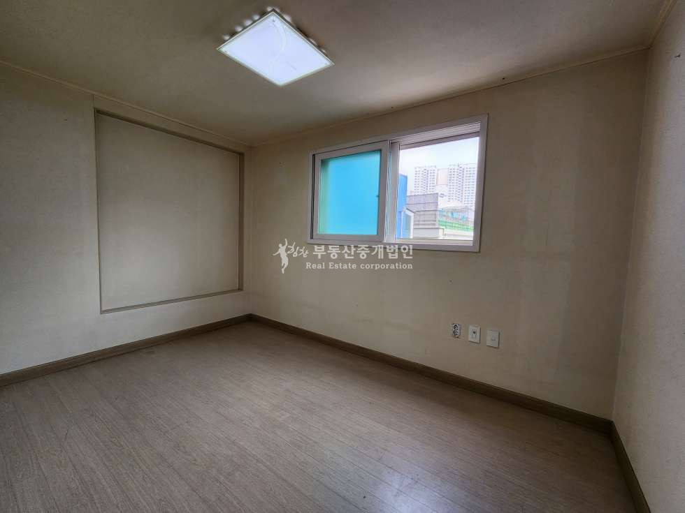 서울 마포구 상수동 무권리 l 상수카페거리 l 3층상가 l 사무실 월세 매물번호 10420 사진 4