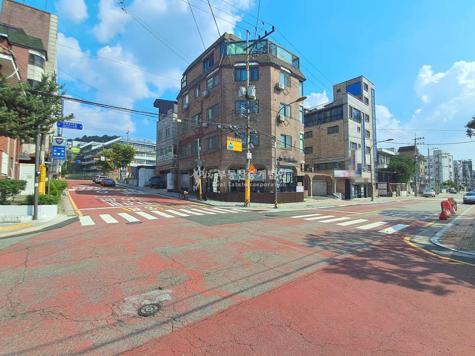 서울 서대문구 연희동 코너에 위치하여 개방감 우수한 상가 추천드립니다. 월세 매물번호 11212 사진 4