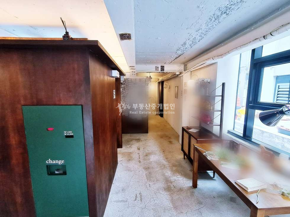서울 마포구 연남동 연남동 미로길 동진시장인근 노출 좋은 반지층 상가 추천드립니다;. 월세 매물번호 11682 사진 2
