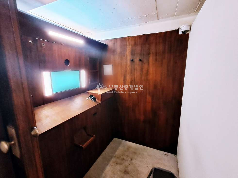 서울 마포구 연남동 연남동 미로길 동진시장인근 노출 좋은 반지층 상가 추천드립니다;. 월세 매물번호 11682 사진 3