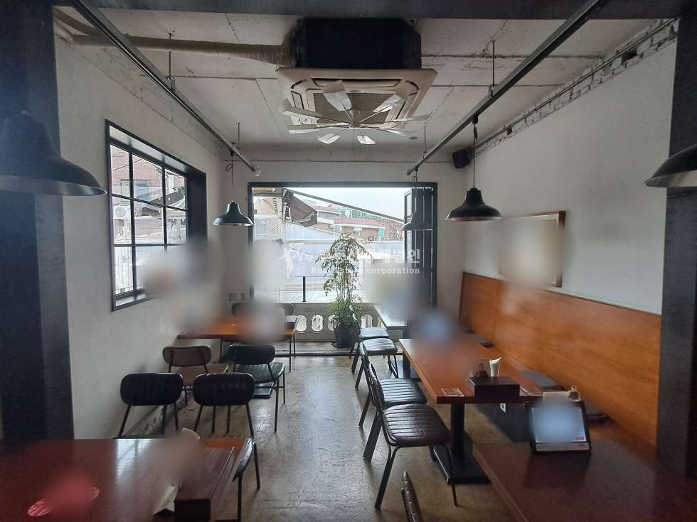 서울 마포구 망원동 망원시장 인근 코너에 위치한 2층 상가추천드립니다. 월세 매물번호 11807 사진 7