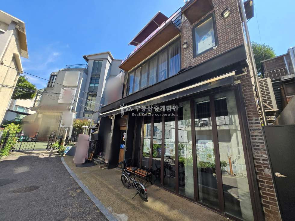 서울 마포구 서교동 홍대레드로드 365거리 초메인 이면 무권리 1층,2층 연층 상가 추천드립니다. 월세 매물번호 10330 사진 16