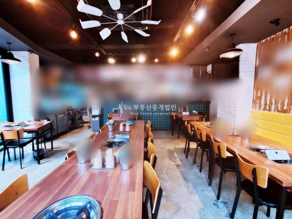 서울 마포구 상암동 DMC 먹자 골목 1층에 위치한 상가 추천드립니다~ 월세 매물번호 11904 사진 6