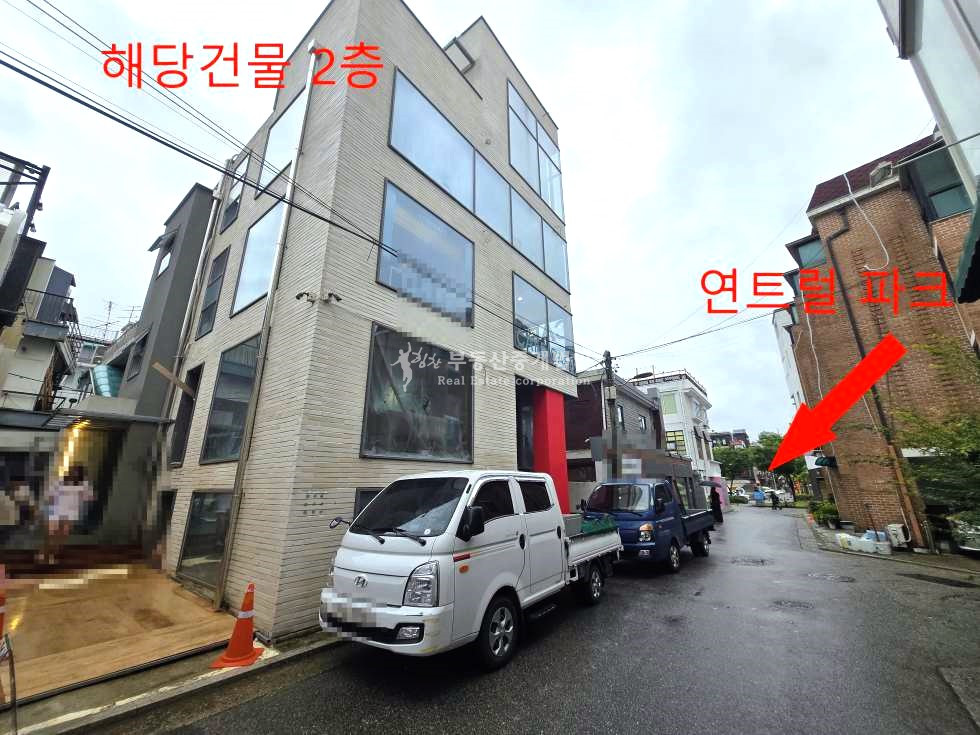 서울 마포구 동교동 24h 무료컨설팅ok 초역세권 / 연트럴 파크 유동풍부ll 깔끔한 외관 월세 매물번호 11419 사진 10