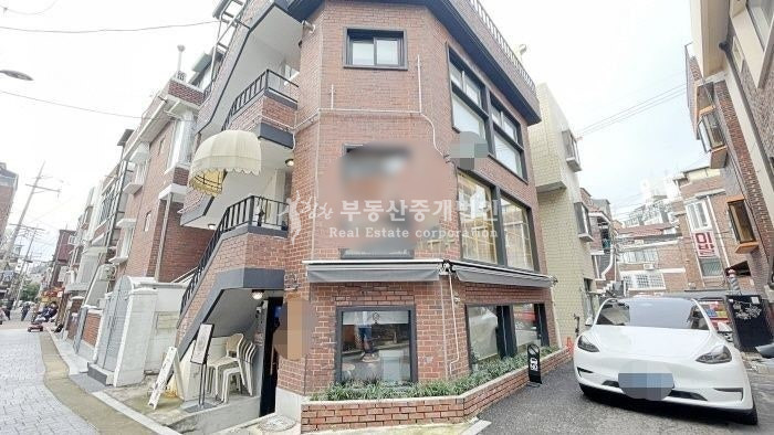서울 마포구 망원동 무료컨설팅ok l 1.5층 l 성업중인 카페 l 3면노출 코너 월세 매물번호 12251 사진 3