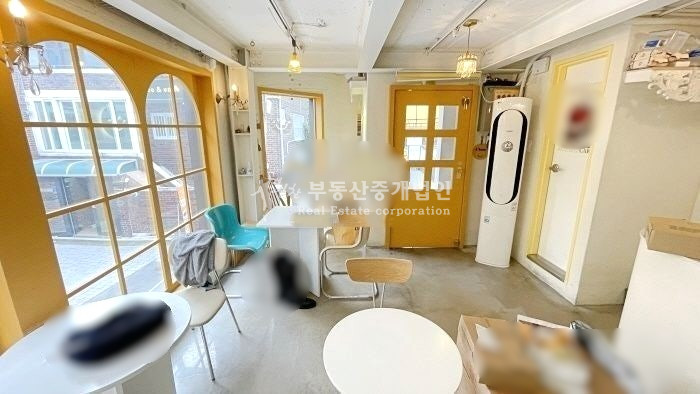 서울 마포구 망원동 무료컨설팅ok l 1.5층 l 성업중인 카페 l 3면노출 코너 월세 매물번호 12251 사진 5