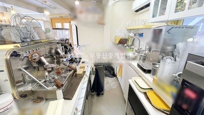 서울 마포구 망원동 무료컨설팅ok l 1.5층 l 성업중인 카페 l 3면노출 코너 월세 매물번호 12251 사진 9