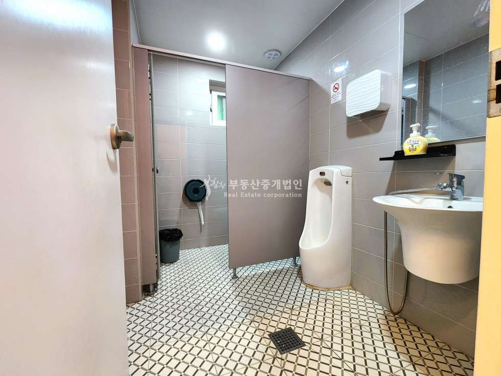 서울 마포구 성산동 365일ok l 대로변 l 완성된 인테리어 l 즉시장사시작 l 주차2대 월세 매물번호 11998 사진 7