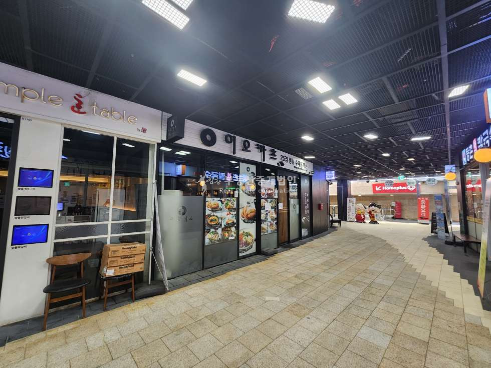 서울 마포구 서교동 몰동 365일 연락ok l 메세나폴리스 맛있는거리 메인위치 월세 매물번호 11648 사진 3