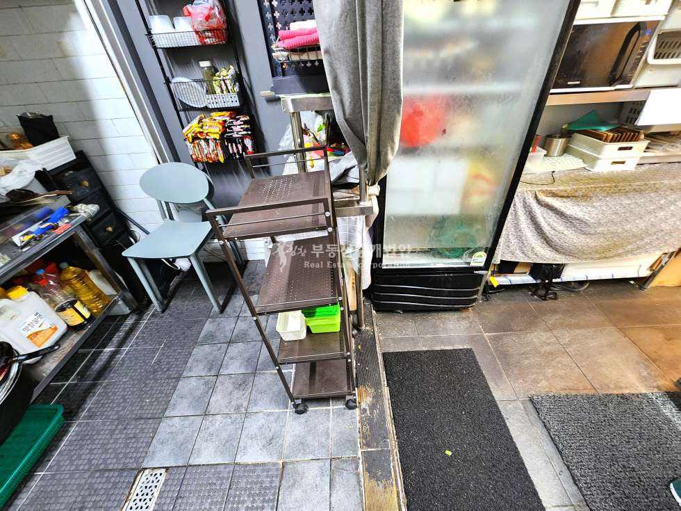 서울 마포구 상수동 365일 l 1층상가 l 상수역10초 l 전면폴딩도어 l 파사드면적굿 월세 매물번호 11246 사진 6