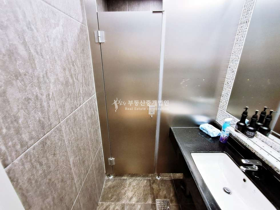 서울 마포구 서교동 서교동 사옥라인 노출 좋은 상가 추천드립니다~ 월세 매물번호 12037 사진 9