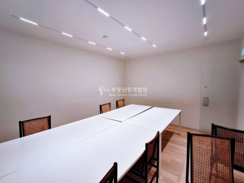 서울 마포구 서교동 서교동 사옥라인 노출 좋은 상가 추천드립니다~ 월세 매물번호 12037 사진 11