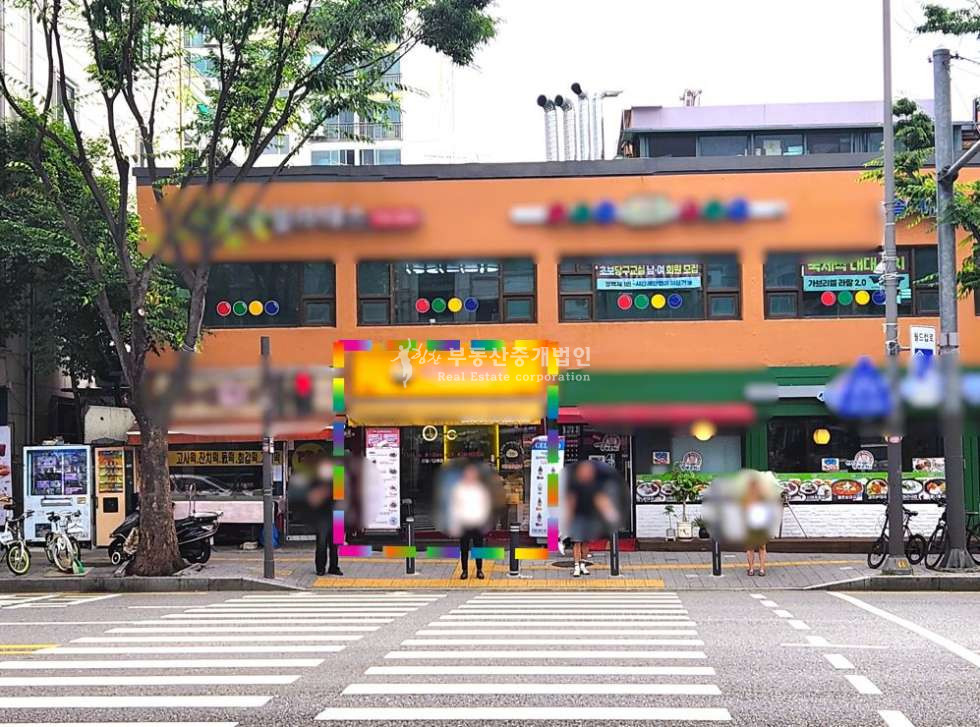 서울 마포구 망원동 횡단보도바로앞 l 대로변 1층상가 l 노출,가시성 대박 통창자리 월세 매물번호 10903 사진 3