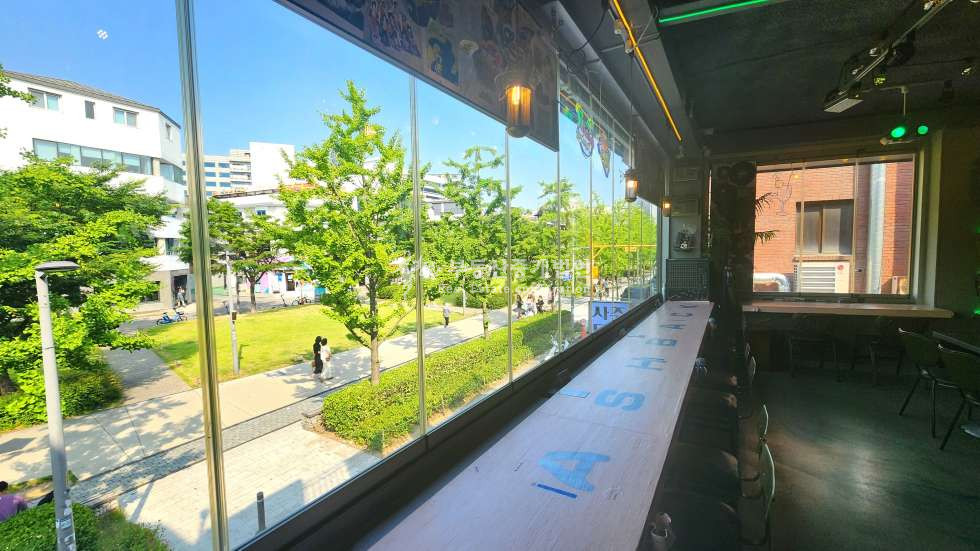 서울 마포구 동교동 뷰맛집 l 연트럴파크 메인 l 대박자리 l 잘될수밖에없는곳 월세 매물번호 10686 사진 4