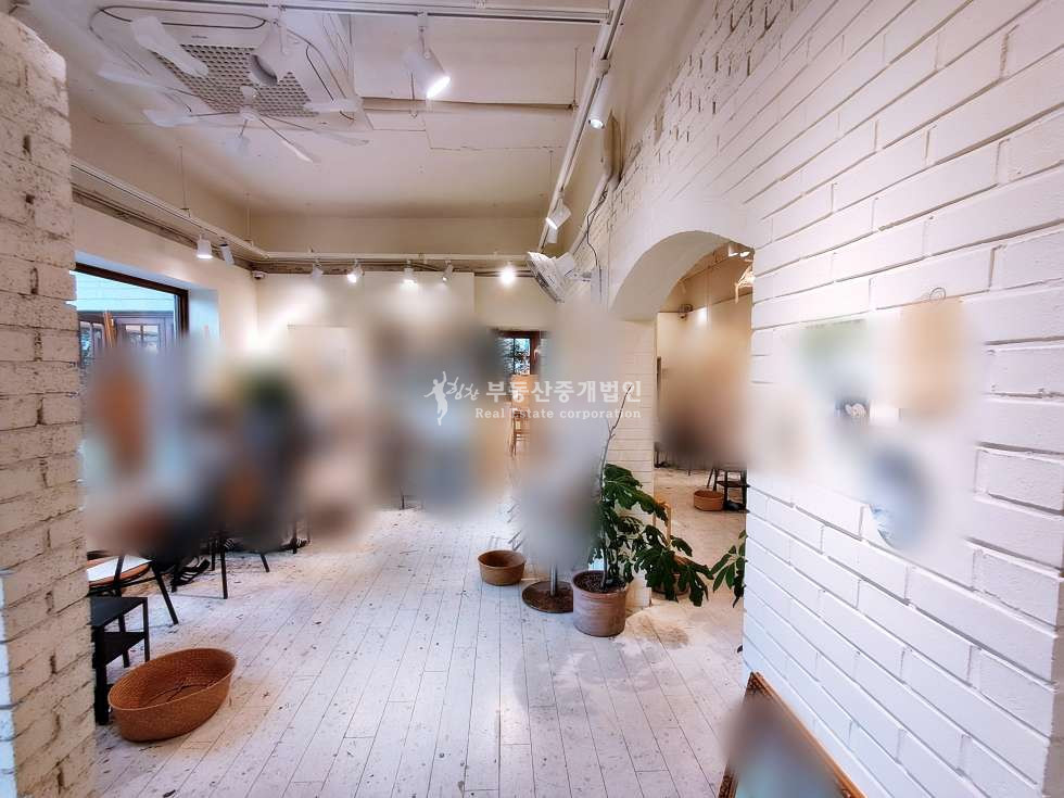 서울 마포구 연남동 대로변 가시성 좋은 2층 카페 자리 추천드립니다. 월세 매물번호 10251 사진 9