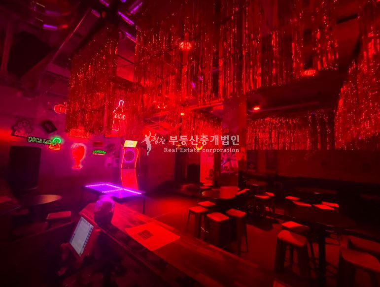 서울 마포구 서교동 365일ok l 클럽, 바 하기 좋은 위치와 높은층고 l 귀한자리 월세 매물번호 11344 사진 2