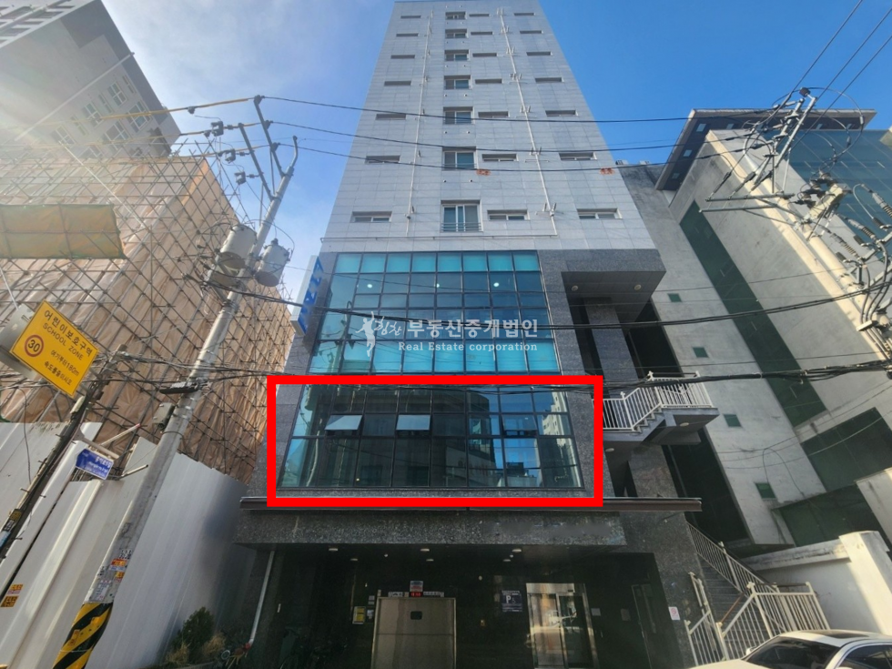 서울 마포구 서교동 합정역세권 대로 이면 신축 2층 전면 통유리 상가 매매, 실사용하실 사장님께 추천 매매 매물번호 12641 사진 1