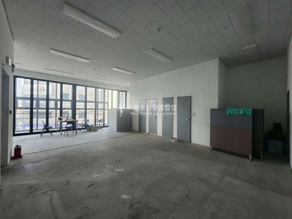 서울 마포구 서교동 합정역세권 대로 이면 신축 2층 전면 통유리 상가 매매, 실사용하실 사장님께 추천 매매 매물번호 12641 사진 3