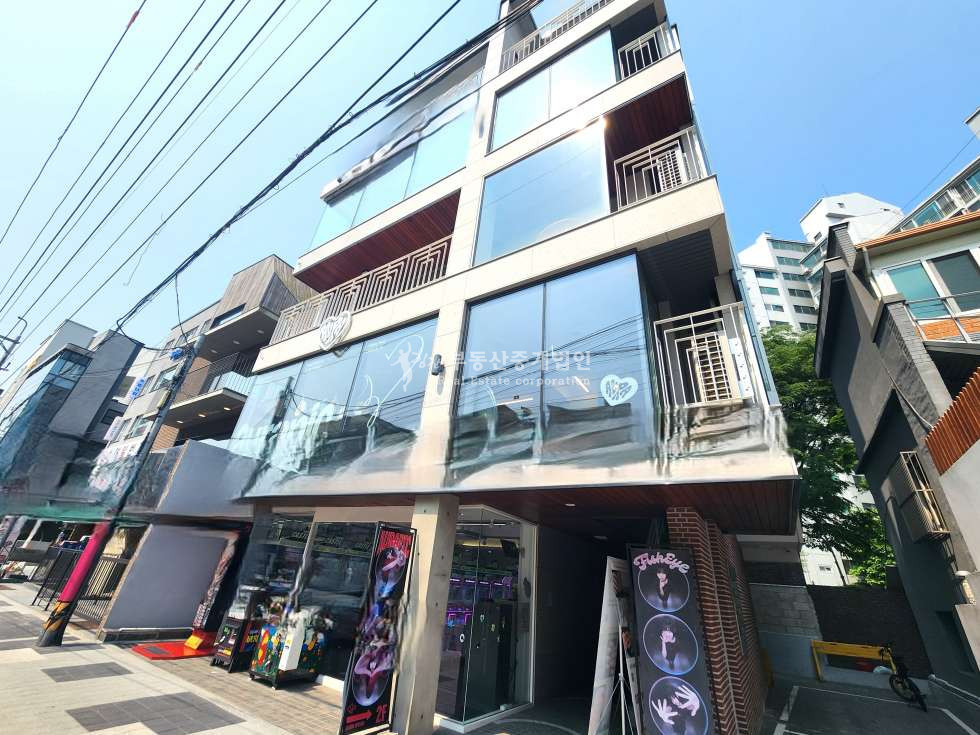 서울 마포구 연남동 무권리 l 신축 l 연트럴파크 l 홍대입구역5분거리 l 5층 월세 매물번호 10387 사진 5