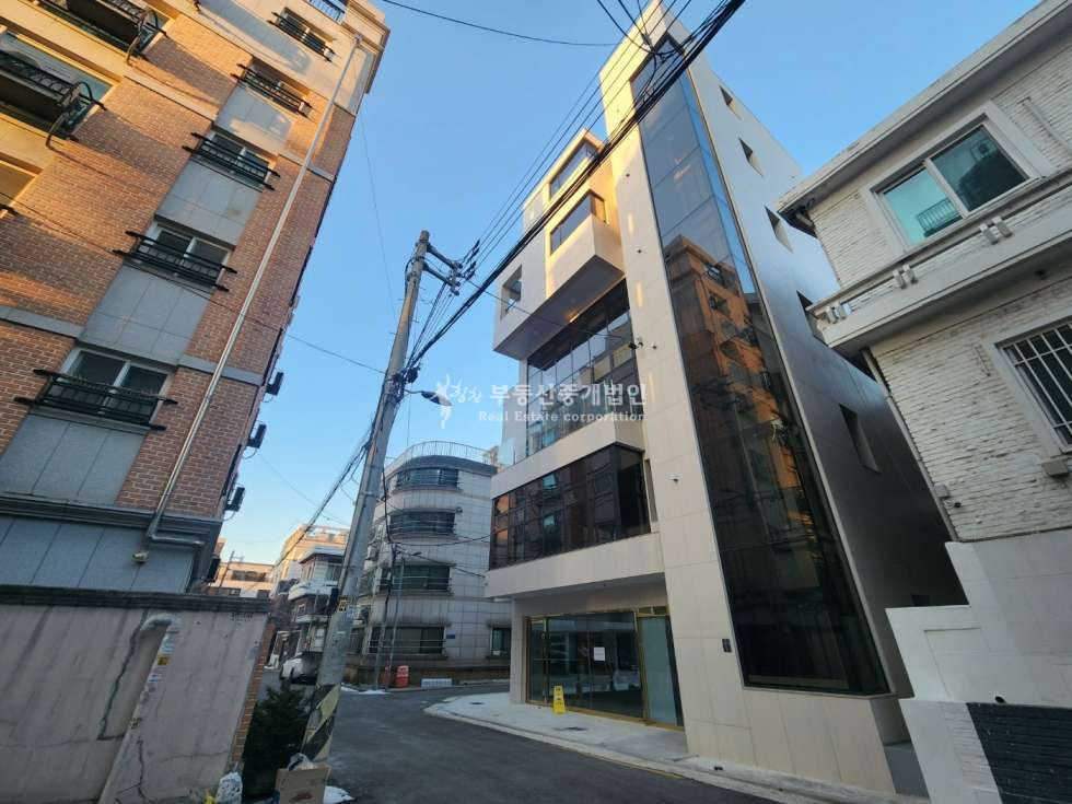 서울 마포구 서교동 합정, 망원역 더블역세권 컨디션 최상 신축 사옥 및 수익형 건물 매매 매물번호 12568 사진 2