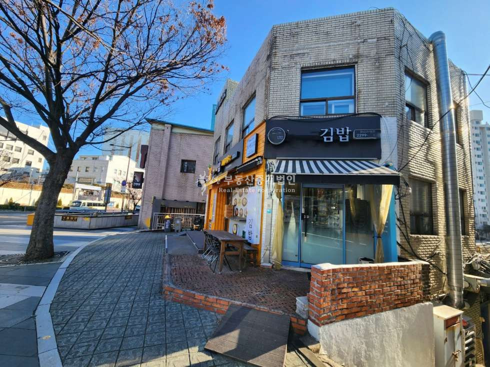 서울 성동구 행당동 왕십리역 7,8번 출구 바로 앞, 왕십리역 오거리 코너 빌딩 매매 매물번호 12411 사진 4