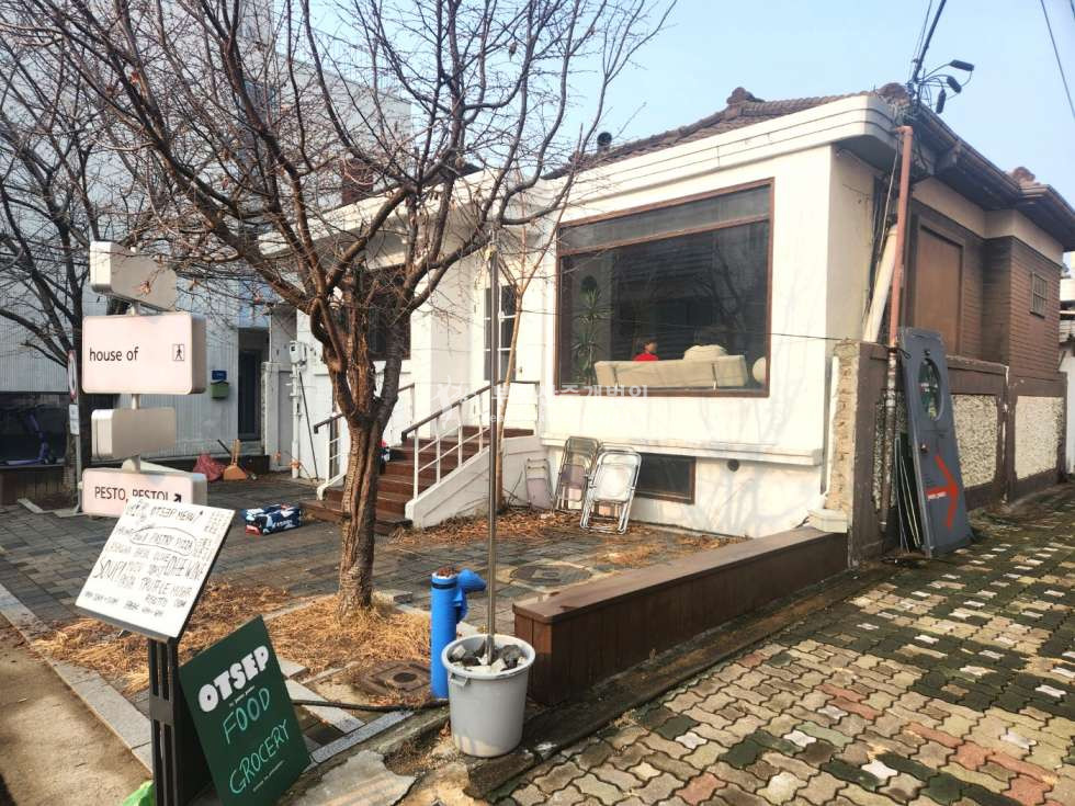 서울 마포구 망원동 망원시장, 망리단길 인근 실 사용 및 사옥형 추천 예쁜 올근생 건물 매매 매물번호 12399 사진 3