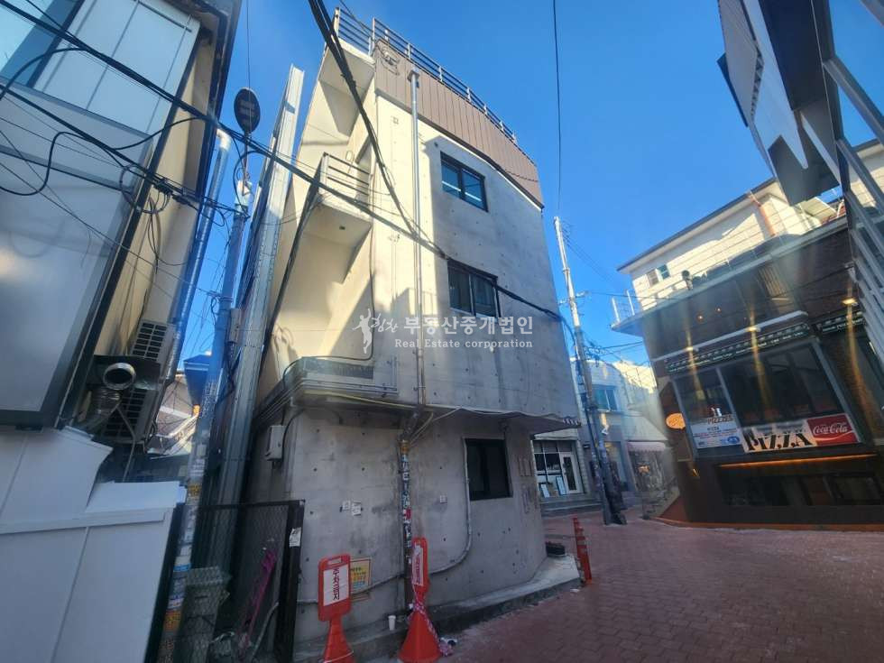 서울 마포구 연남동 홍대입구역 역세권 연남동 미로길 소액 투자 가능 꼬마빌딩 매매 매물번호 12381 사진 4
