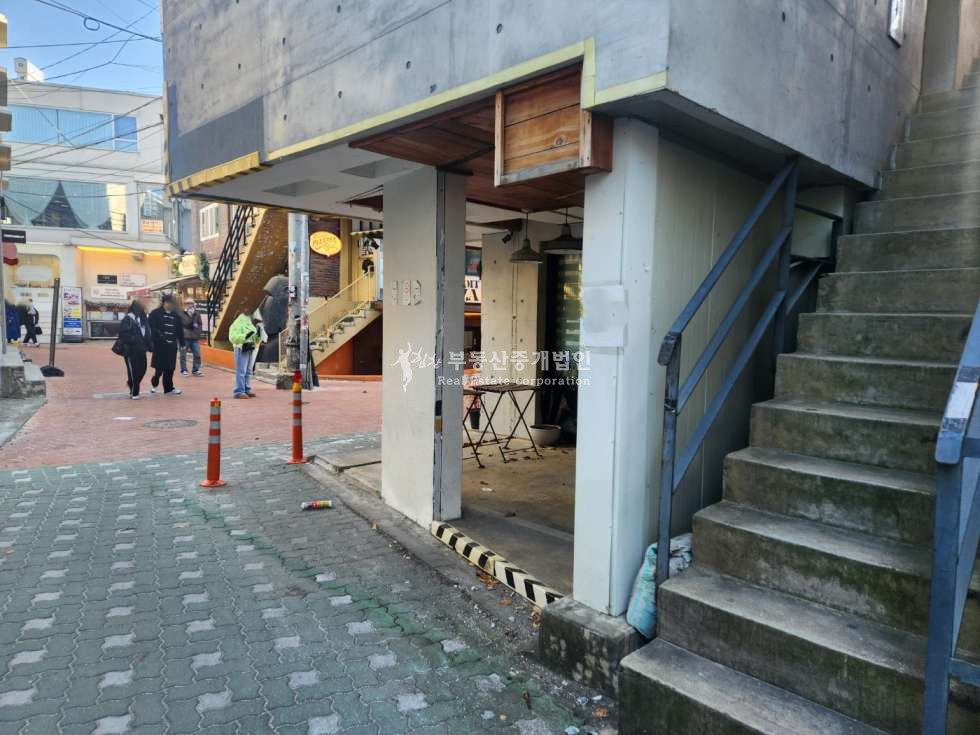 서울 마포구 연남동 홍대입구역 역세권 연남동 미로길 소액 투자 가능 꼬마빌딩 매매 매물번호 12381 사진 5