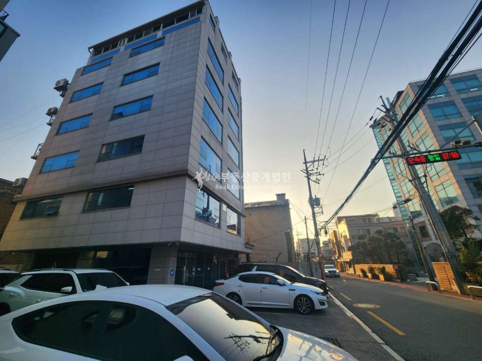 서울 마포구 성산동 마포구청역 도보 1분 , 내 외부 컨디션 좋은 사옥 및 수익형 빌딩 매매 매물번호 12371 사진 3