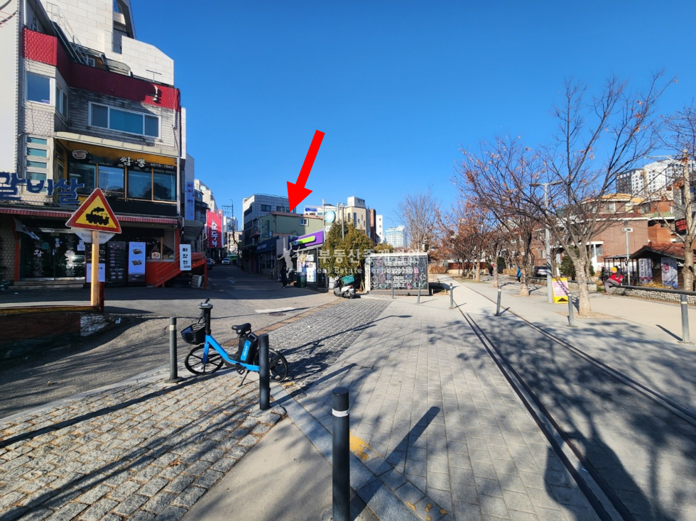 서울 마포구 동교동 홍대입구역 트리플역세권, 경의선 숲길 인근 가시성 좋은 코너 빌딩 매매 매물번호 12366 사진 5